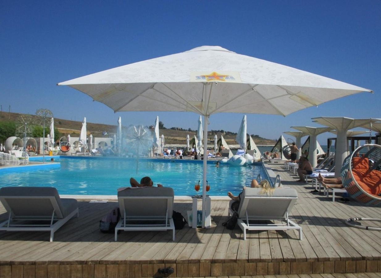 Luxury Apartments Park Fontanov Fontanka Ngoại thất bức ảnh